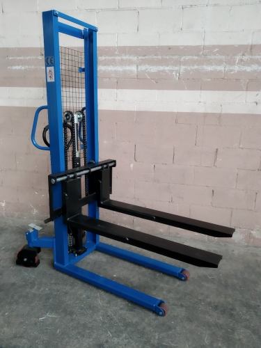 Apilador manual 1.000 Kg a 1.600 mm 2